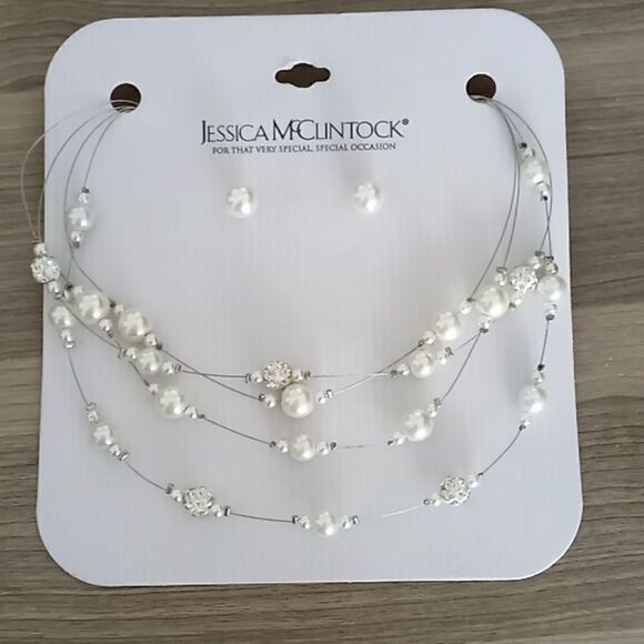 Jessica McClintock earring and necklace set - Picture 1 of 5